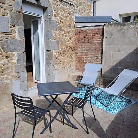Apartamento Chez Beatrice Saint-Jouan-des-Guérets Exterior foto