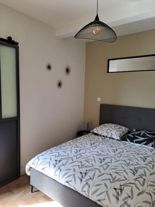 Apartamento Chez Beatrice Saint-Jouan-des-Guérets Exterior foto